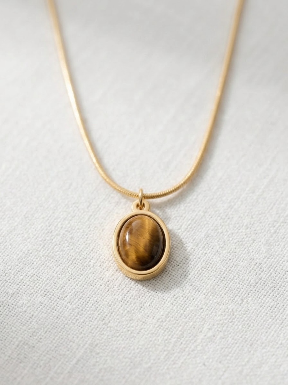 (New) Golf oval tiger’sEye pendant Necklace in stainless steel - Women’s jewelry